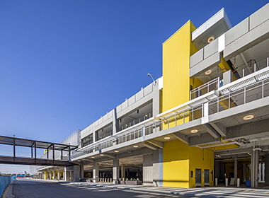 Image of Airport Improvement Magazine: Los Angeles International Adds New Economy Parking Facility