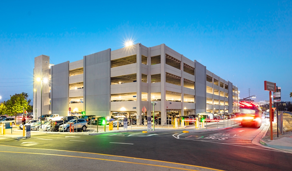 Slideshow image for San Jose Mineta International Airport Economy Lot Parking Garage