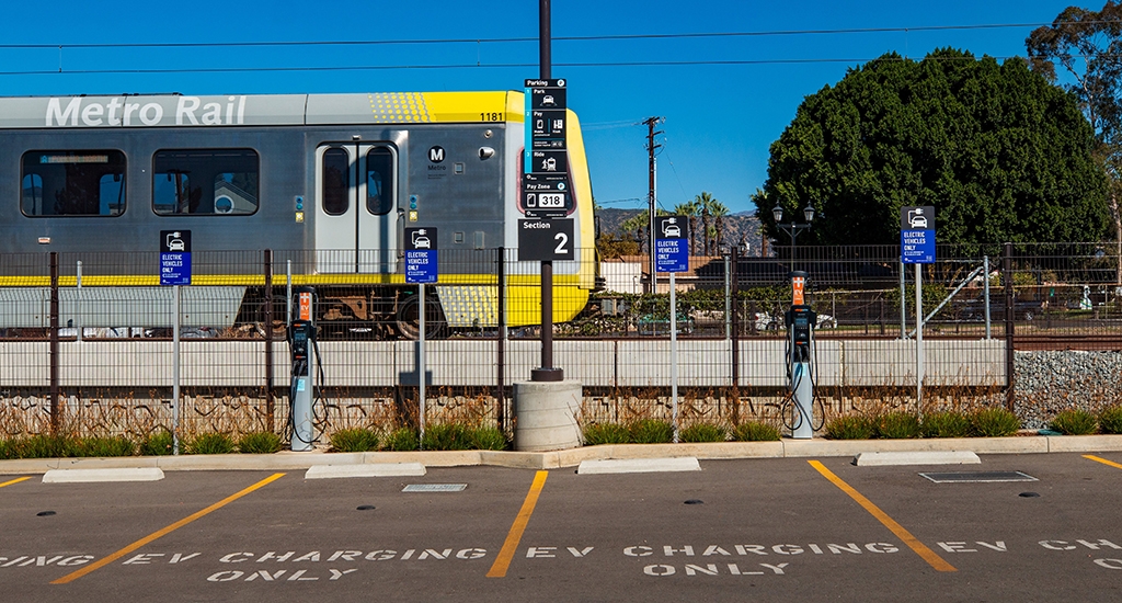 Slideshow image for LA Metro A Line Glendora to Pomona Extension Parking Facilities