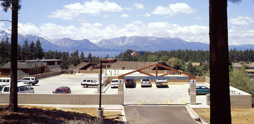 Slideshow image for Douglas County Parking Structure